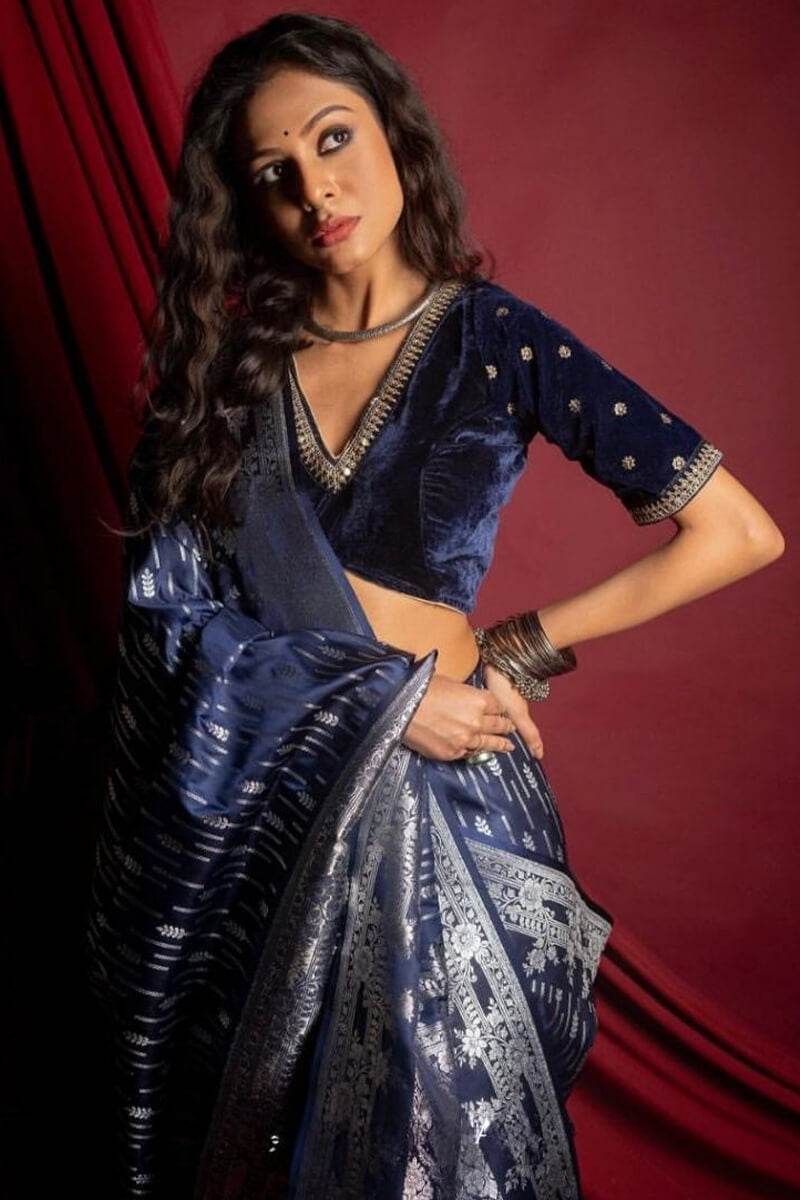 Preferable Navy Blue Soft Silk Saree With Beleaguer Blouse Piece