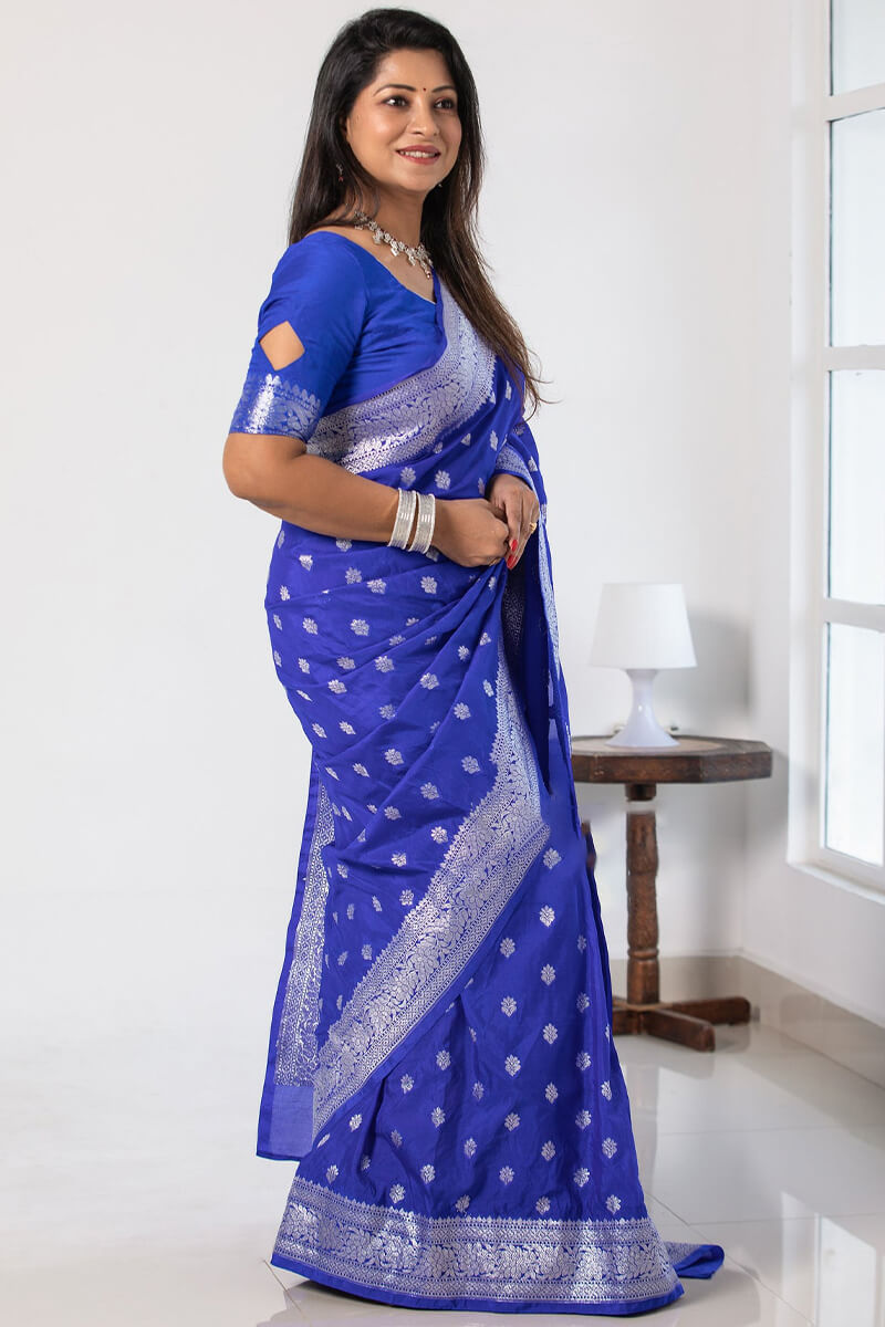 Enthralling Blue Soft Silk Saree With Lagniappe Blouse Piece