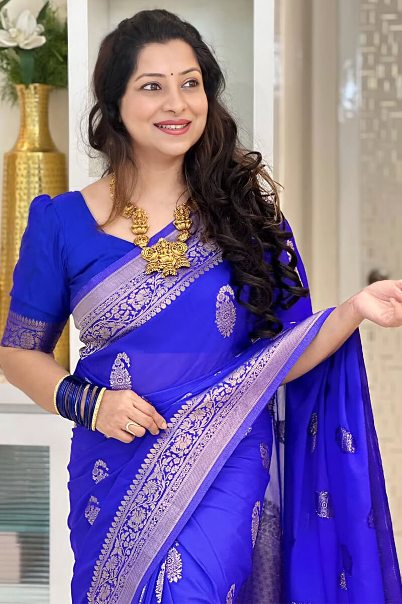 Enchanting Royal Blue Soft Silk Saree With Ethnic Blouse Piece