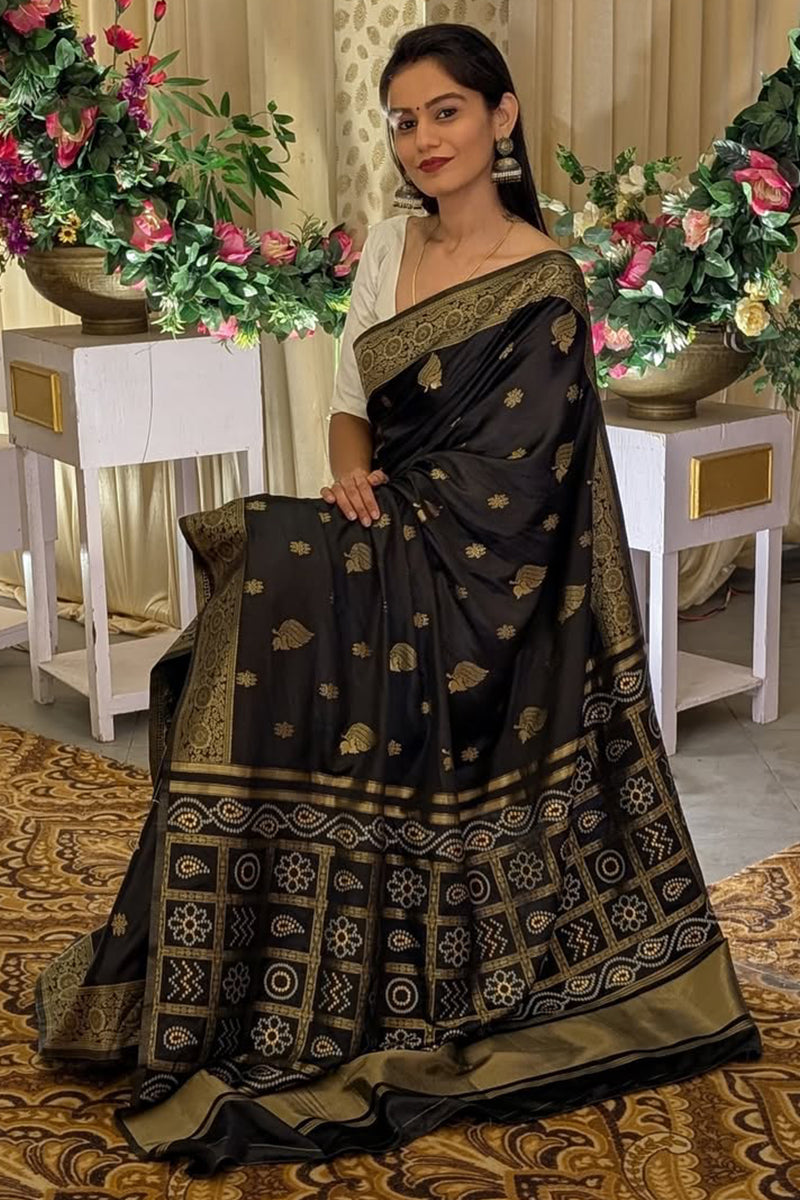 Prettiest Black Soft Silk Saree With Tantalizing Blouse Piece