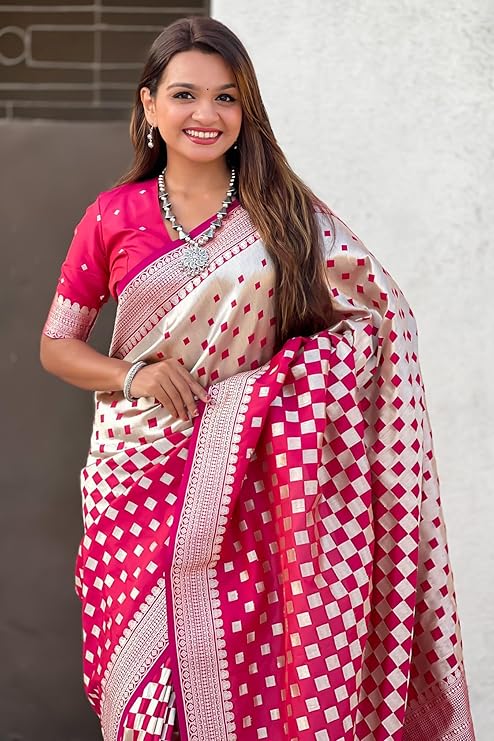 Prominent Dark Pink Soft Silk Saree With Classy Blouse Piece
