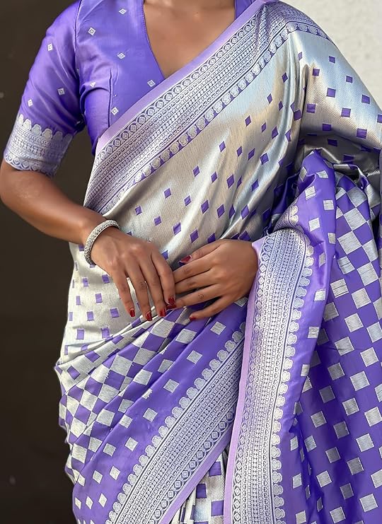 Unique Lavender Soft Silk Saree With Vestigial Blouse Piece