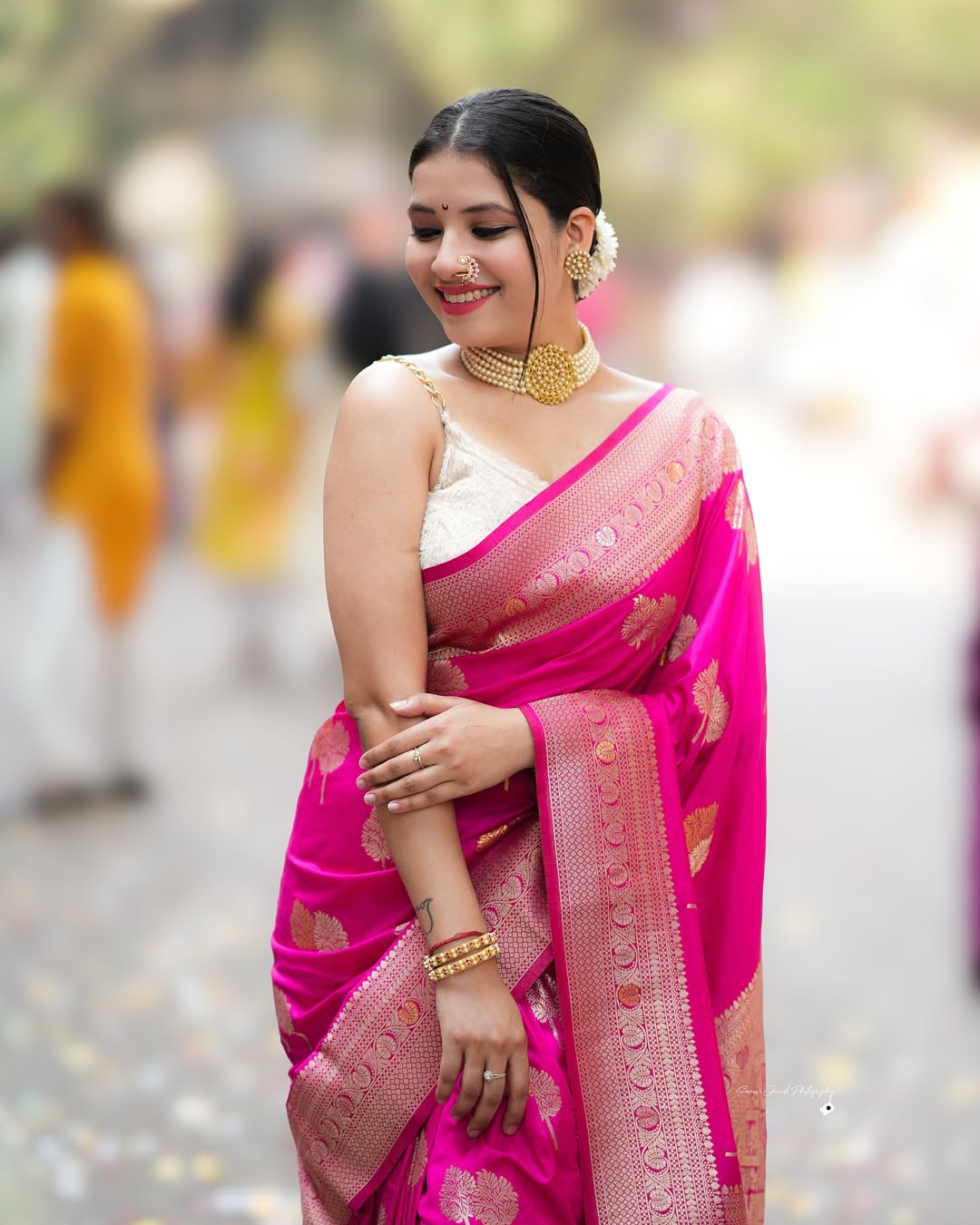 Nemesis Dark Pink Soft Silk Saree With Fugacious Blouse Piece