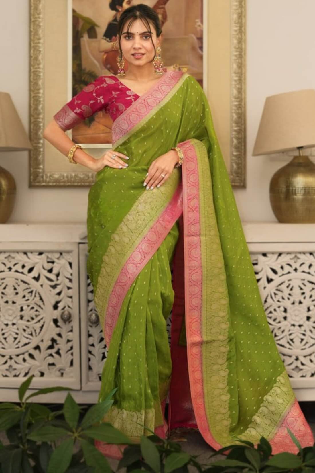 Twirling Green Soft Silk Saree With Vivacious Blouse Piece