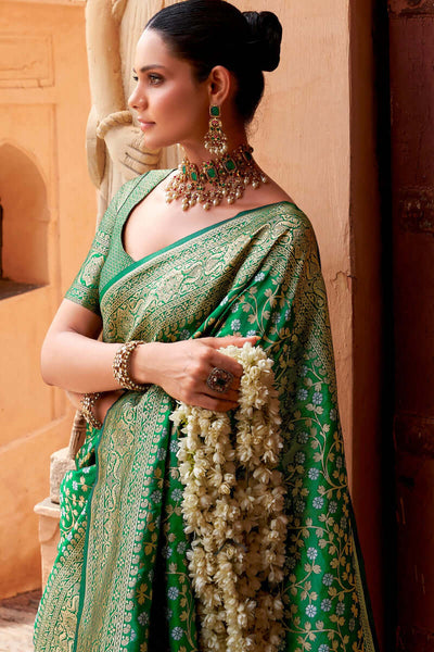 Enchanting Green Soft Silk Saree With Aplomb Blouse Piece