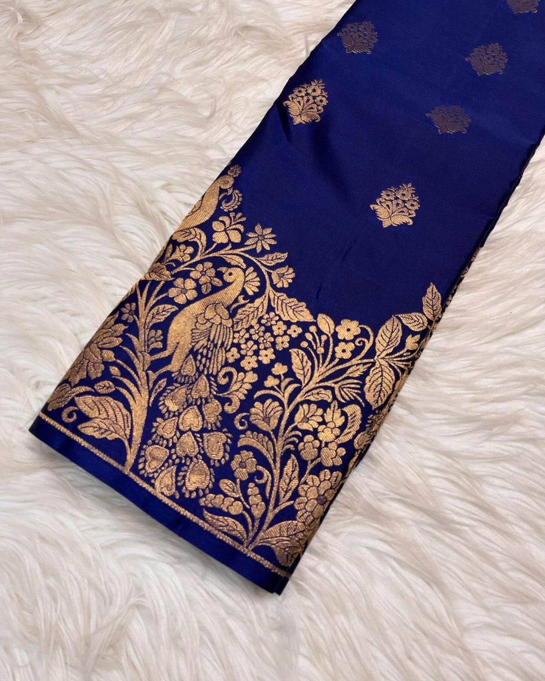 Desiring Navy Blue Soft Banarasi Silk Saree With Invaluable Blouse Piece