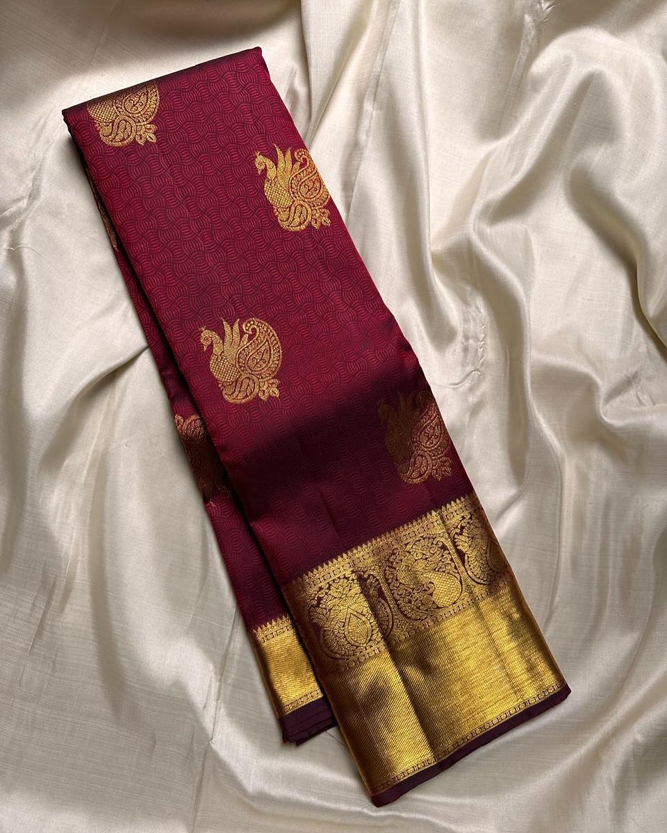 Tantalizing Maroon Soft Banarasi Silk Saree With Staring Blouse Piece