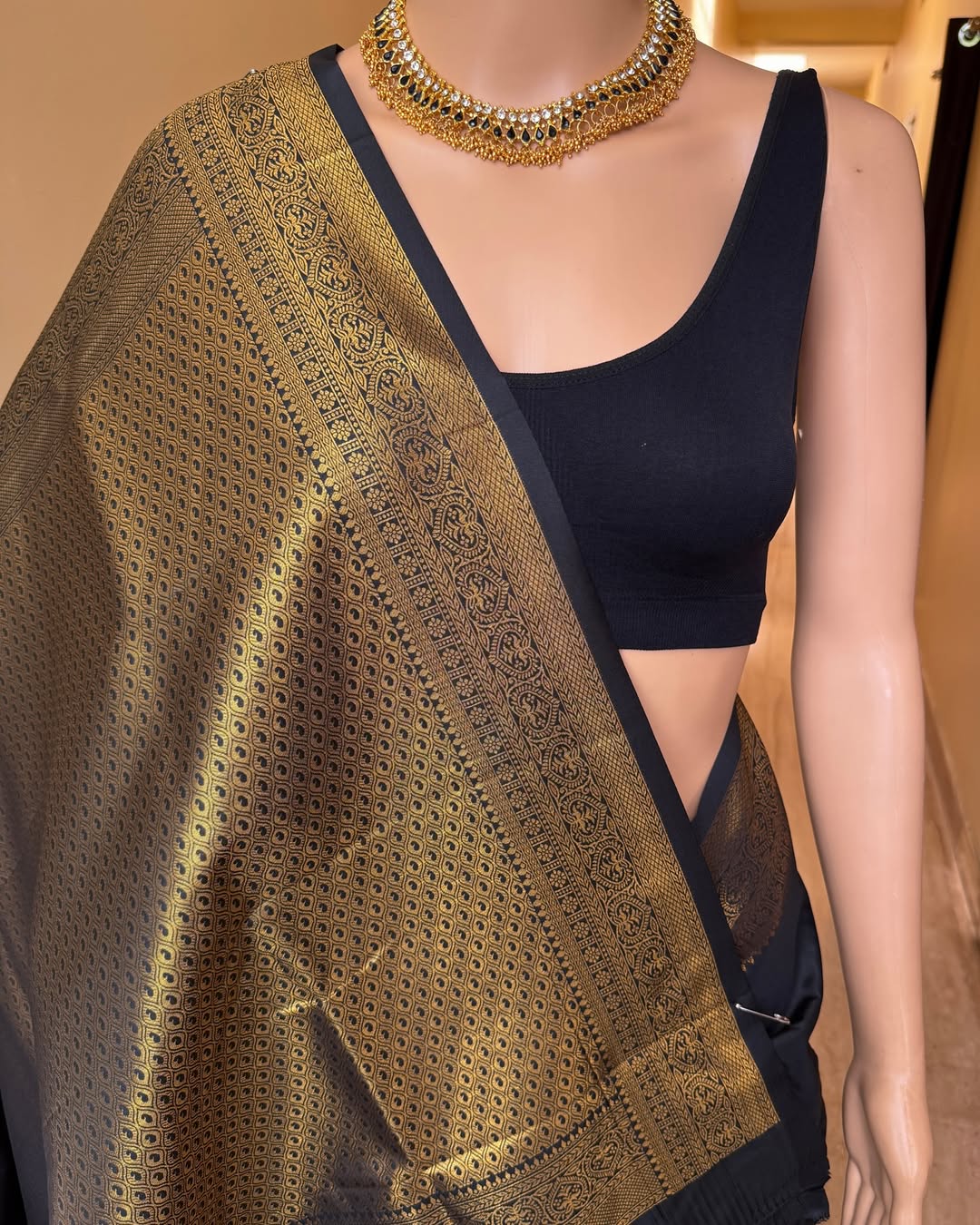Posh Black Soft Banarasi Silk Saree With Allure Blouse Piece