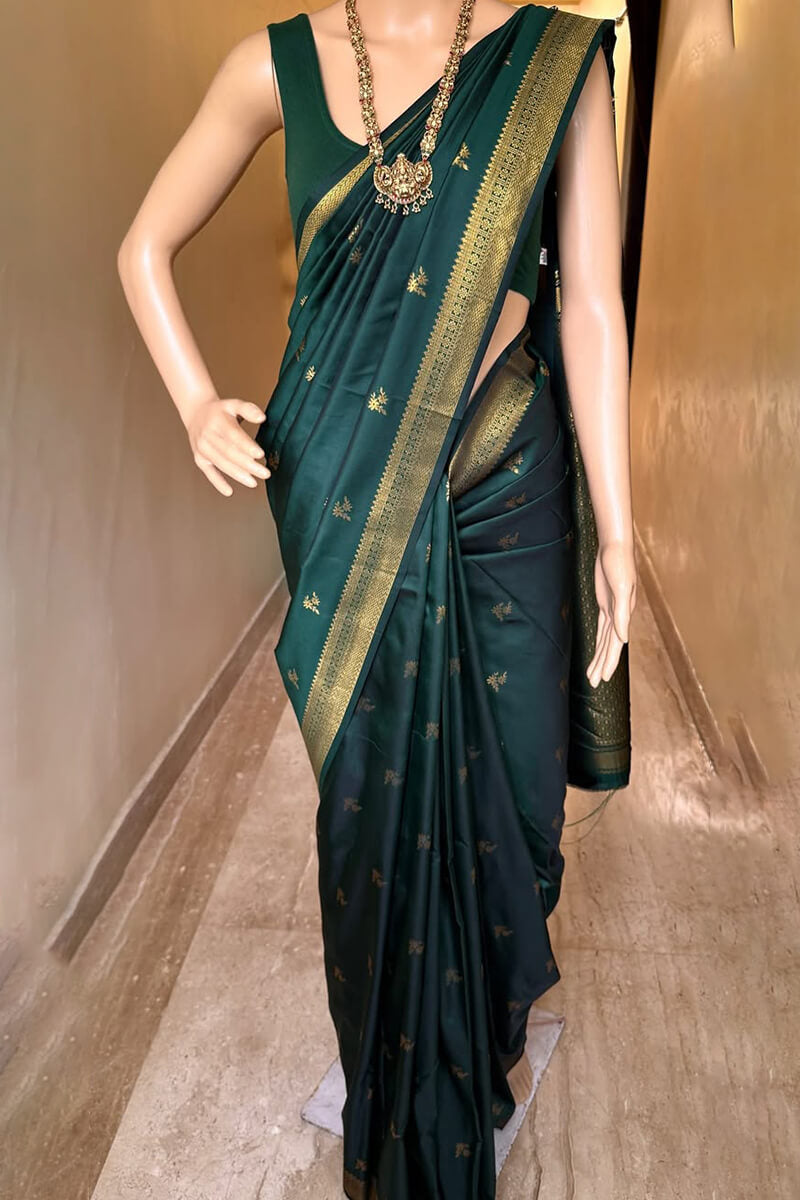 Excellent Dark Green Soft Banarasi Silk Saree With Rhapsodic Blouse Piece