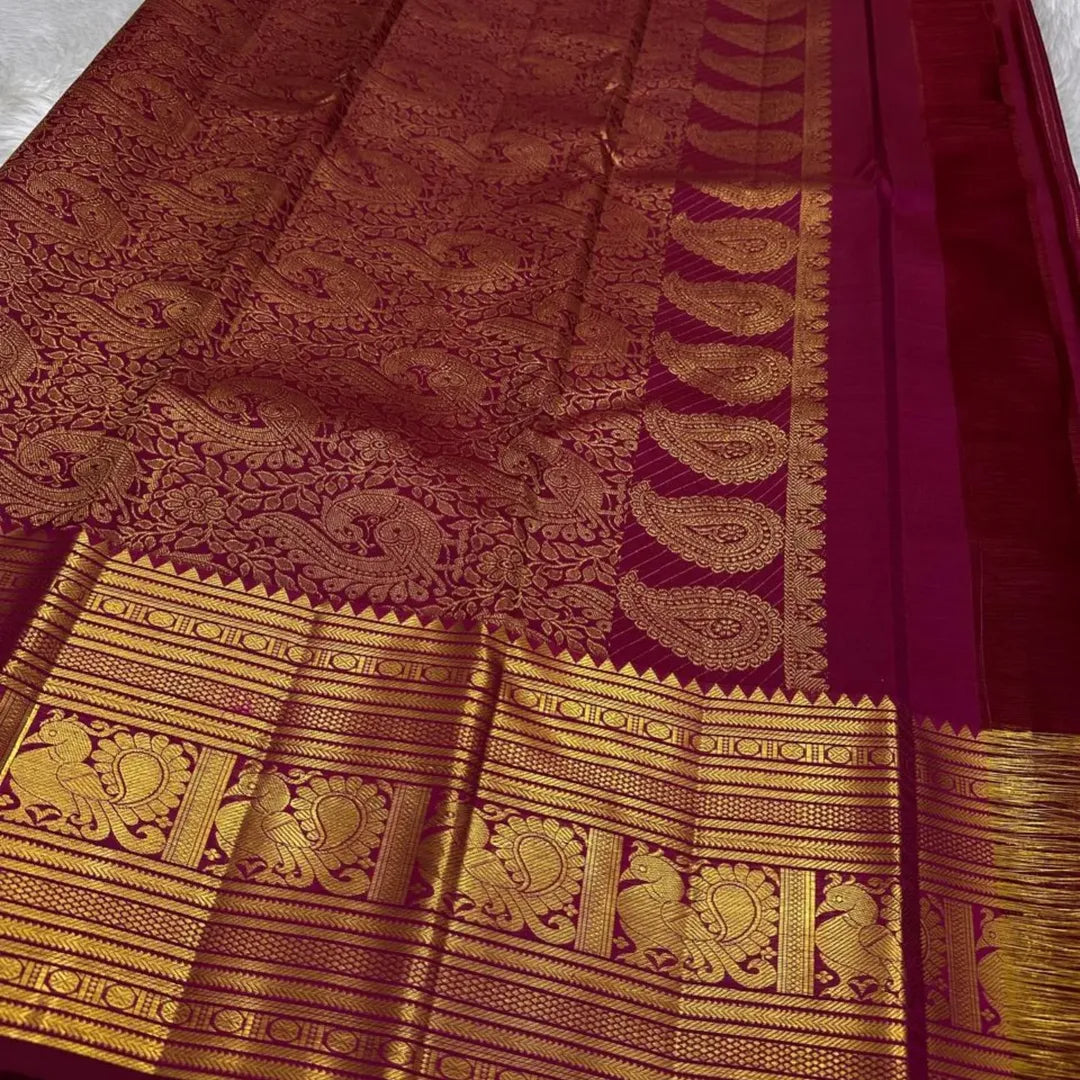 Splendiferous Dark Pink Soft Banarasi Silk Saree With Stylish Blouse Piece
