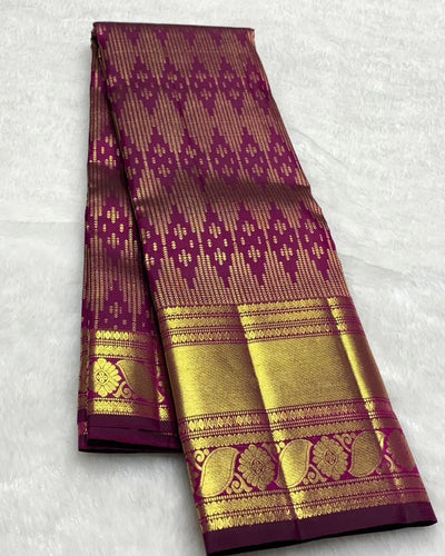 Entrancing Pruple Soft Banarasi Silk Saree With Comely Blouse Piece