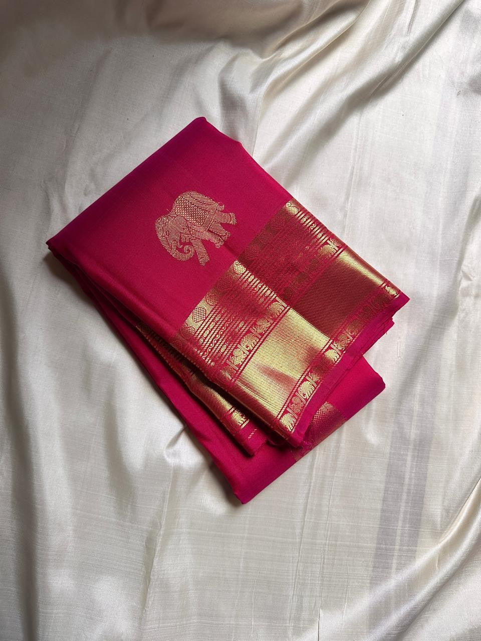 Stunning Dark Pink Soft Banarasi Silk Saree With Alluring Blouse Piece