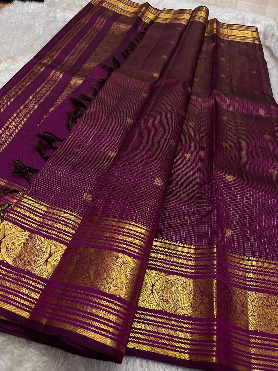 Lagniappe Wine Soft Banarasi Silk Saree With Murmurous Blouse Piece