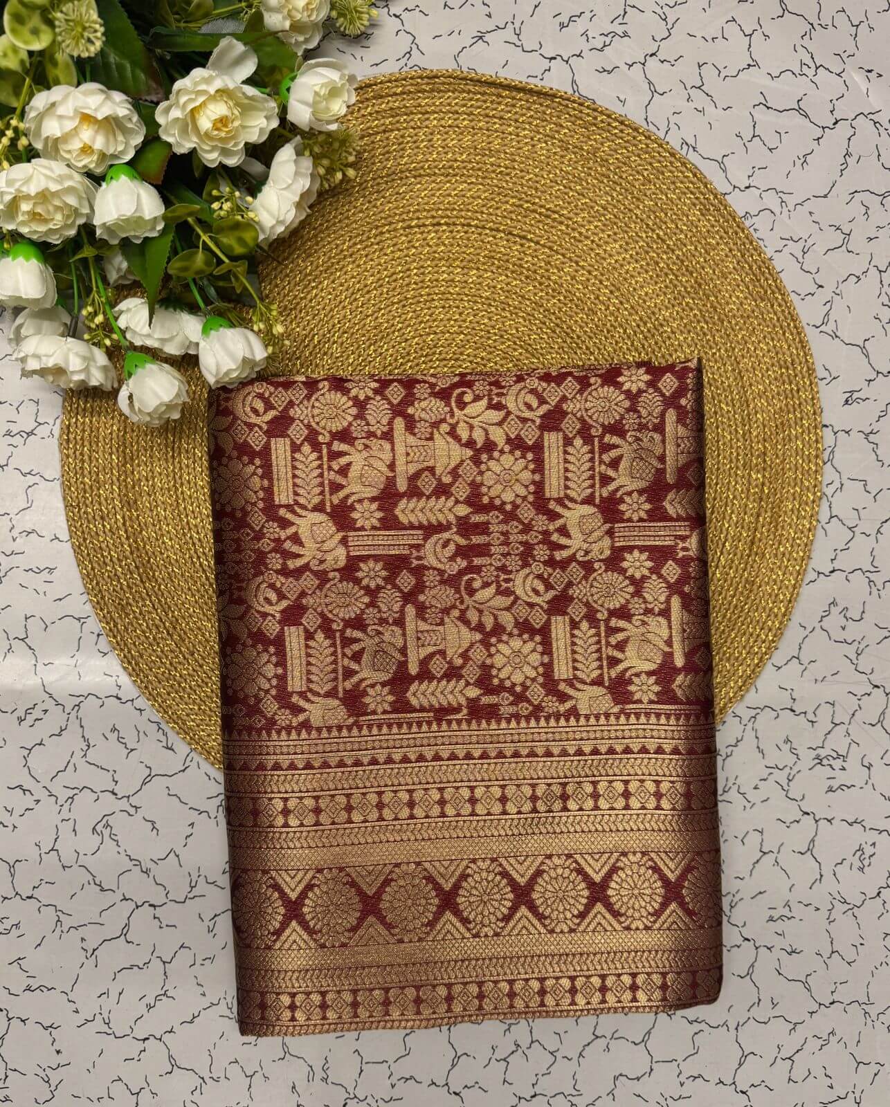 Prodigal Wine Soft Banarasi Silk Saree With Chatoyant Blouse Piece