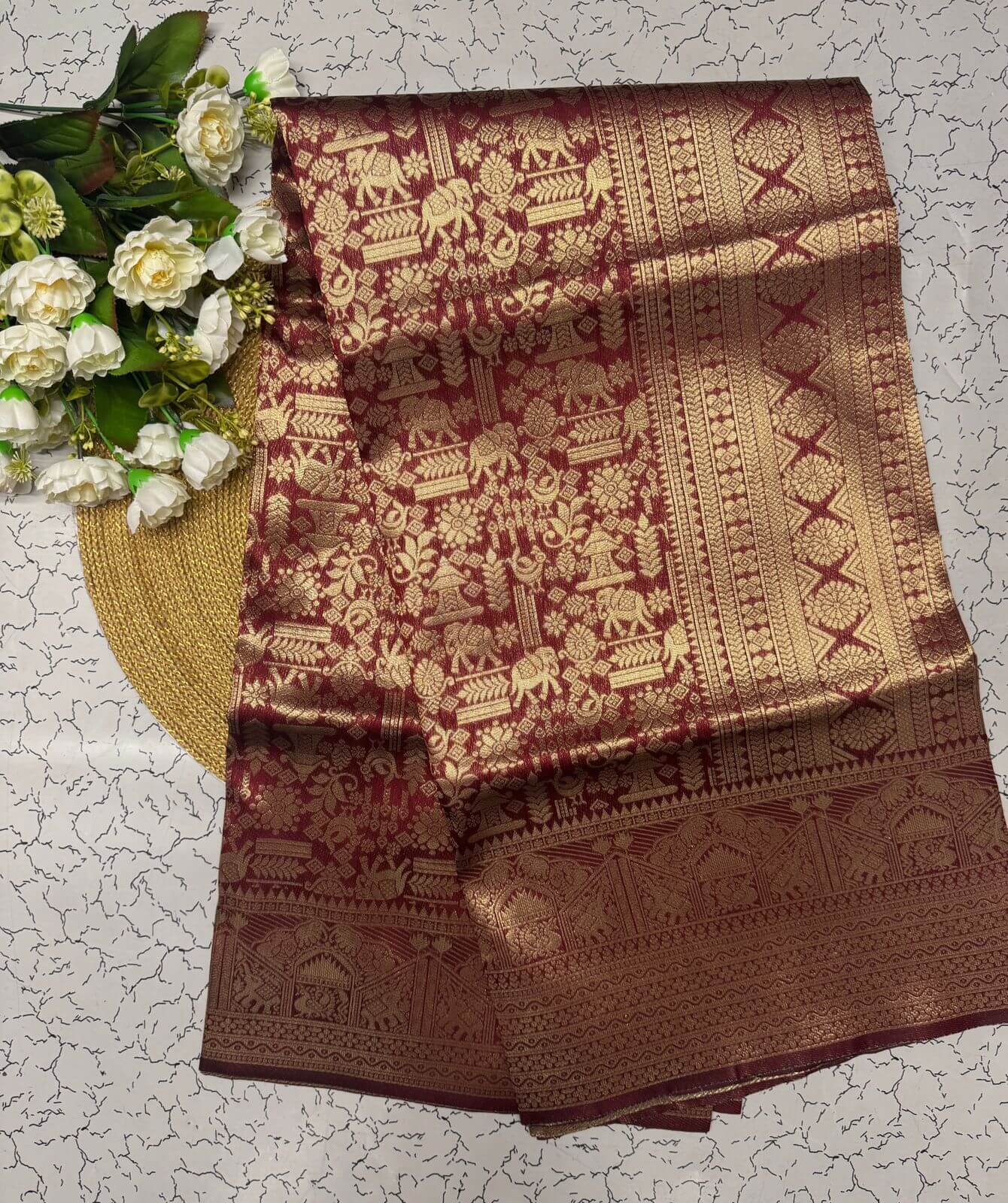 Prodigal Wine Soft Banarasi Silk Saree With Chatoyant Blouse Piece