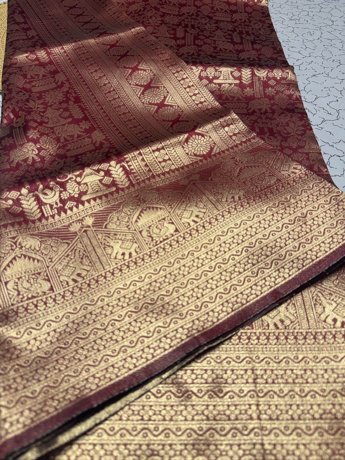 Prodigal Wine Soft Banarasi Silk Saree With Chatoyant Blouse Piece