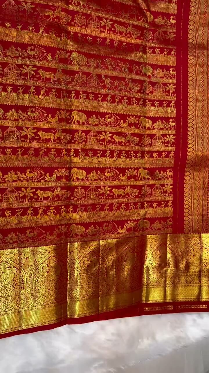 Entrancing Red Soft Banarasi Silk Saree With Divine Blouse Piece