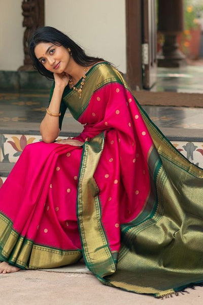 Unique Dark Pink Soft Silk Saree With Beautiful Blouse Piece