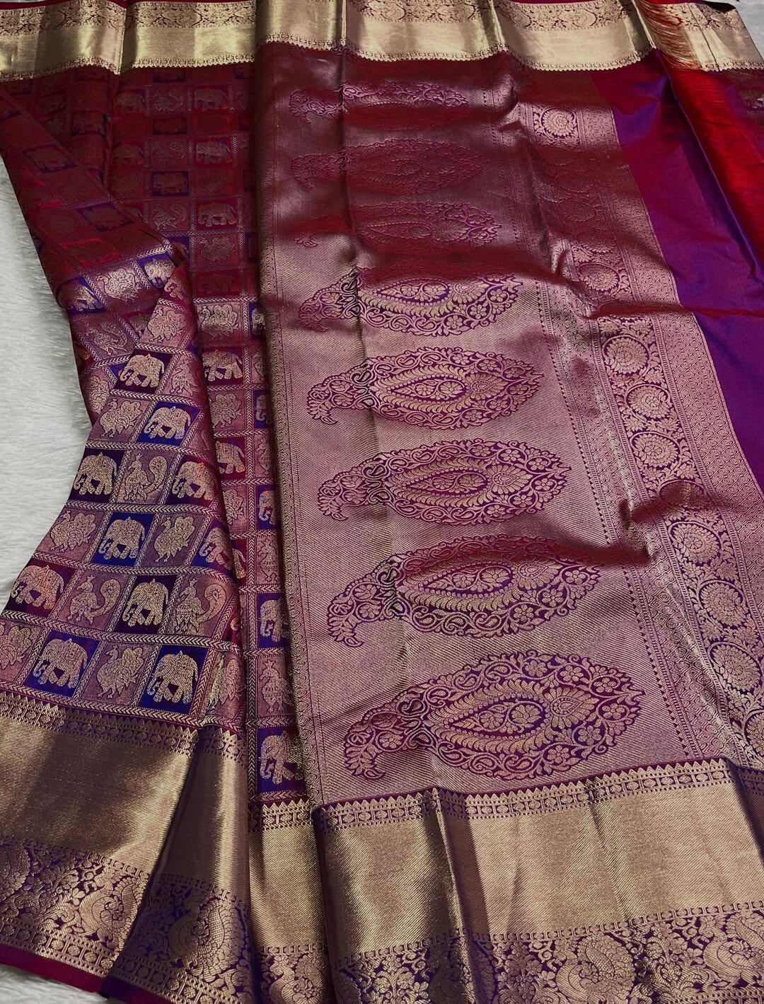 Rhapsody Purple Soft Banarasi Silk Saree With Piquant Blouse Piece