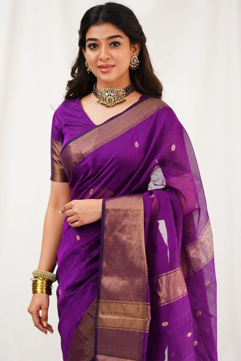 Flattering Magenta Cotton Silk Saree With Innovative Blouse Piece