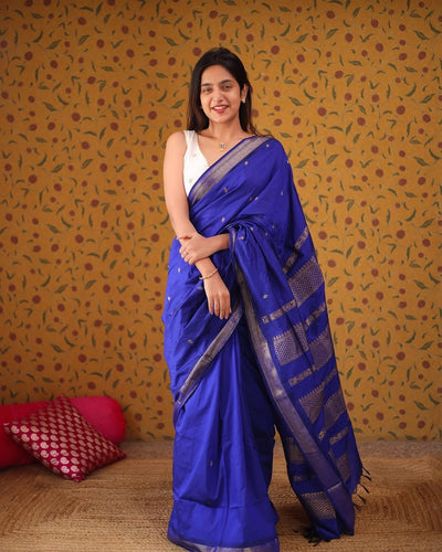 Staggering Royal Blue Soft Silk Saree With Fragrant Blouse Piece