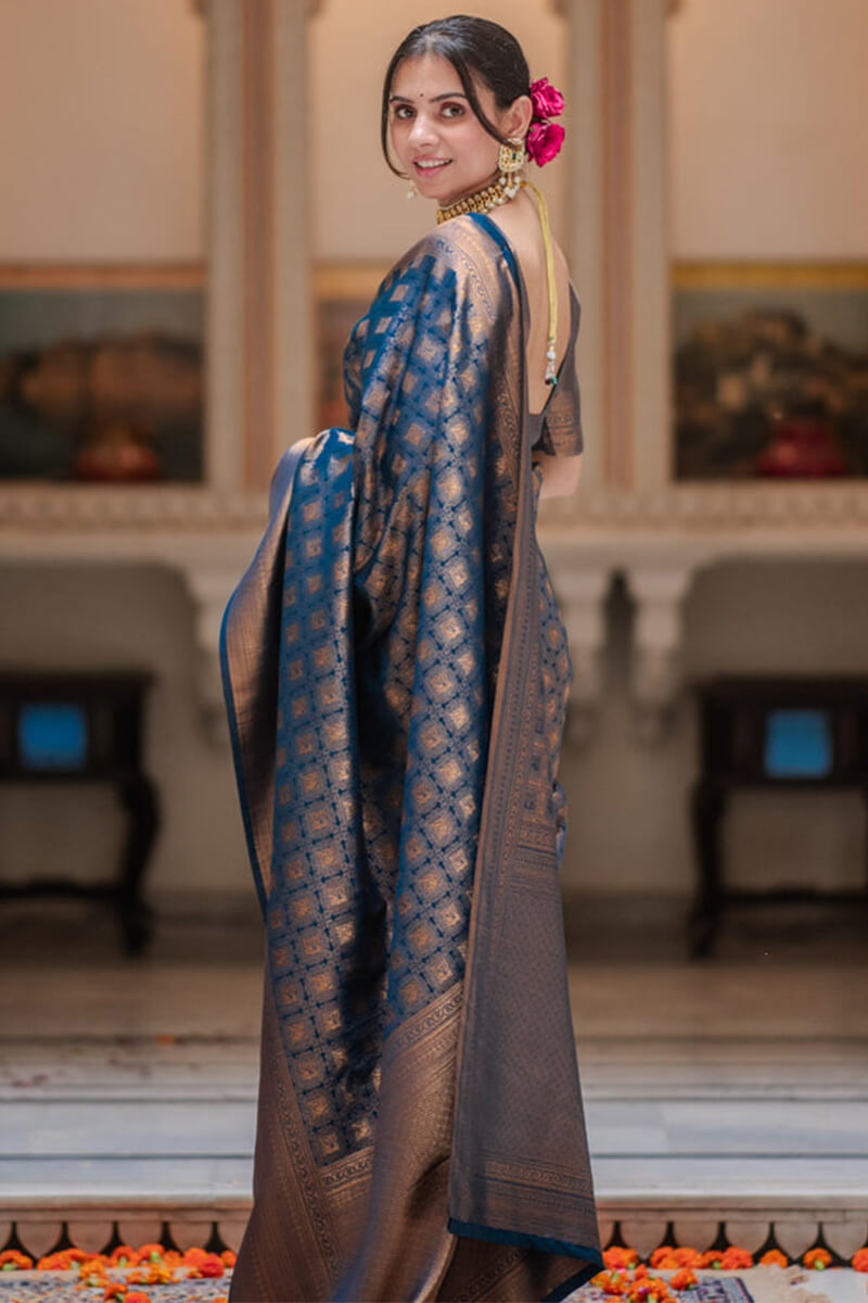 Invaluable Navy Blue Soft Silk Saree With Quixotic Blouse Piece