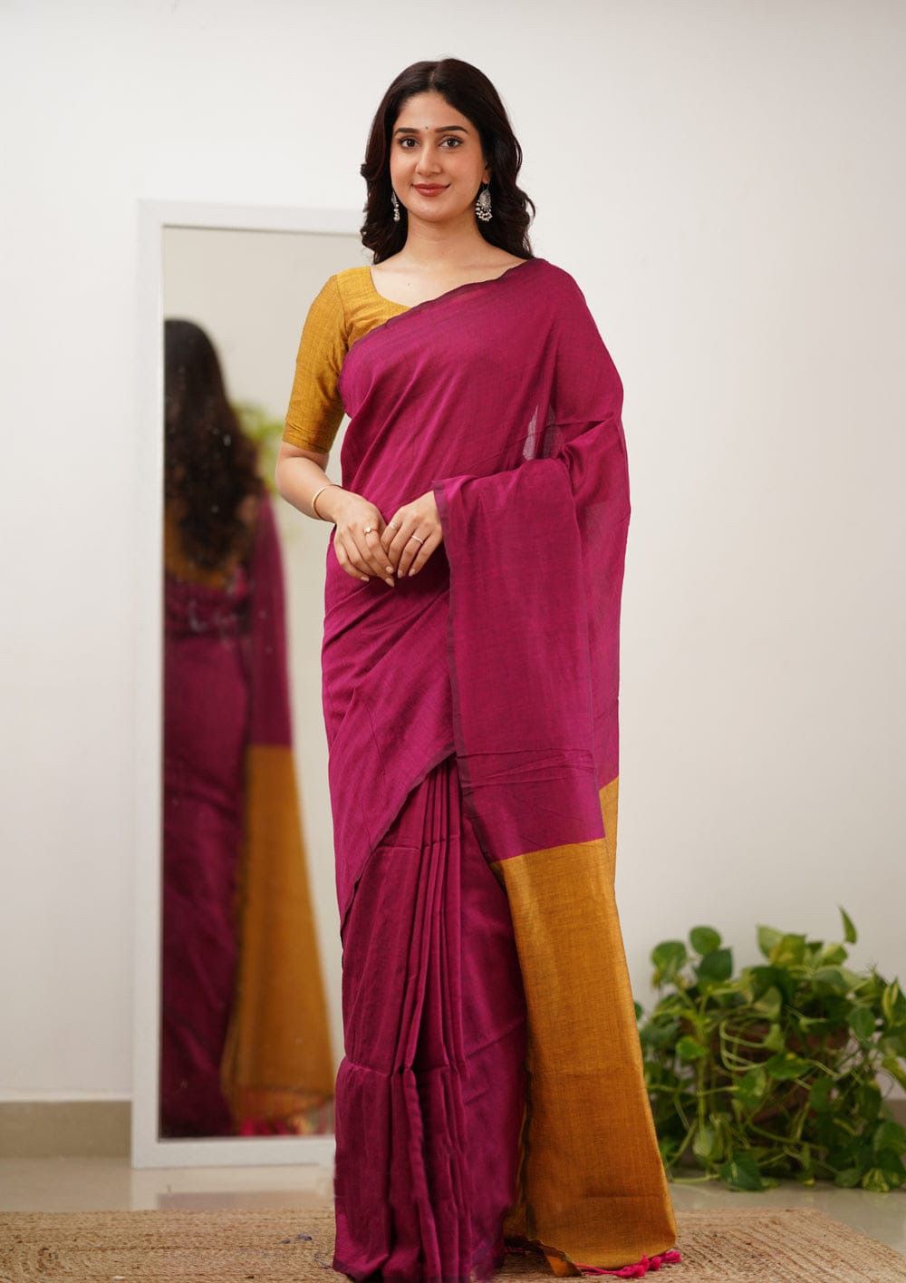 Bucolic Dark Pink Cotton Silk Saree With Ethnic Blouse Piece