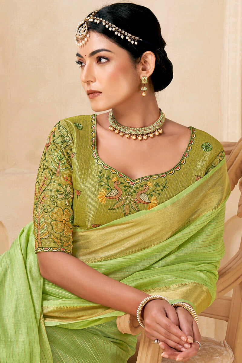 Magnetic Green Cotton Silk Saree With Prettiest Blouse Piece