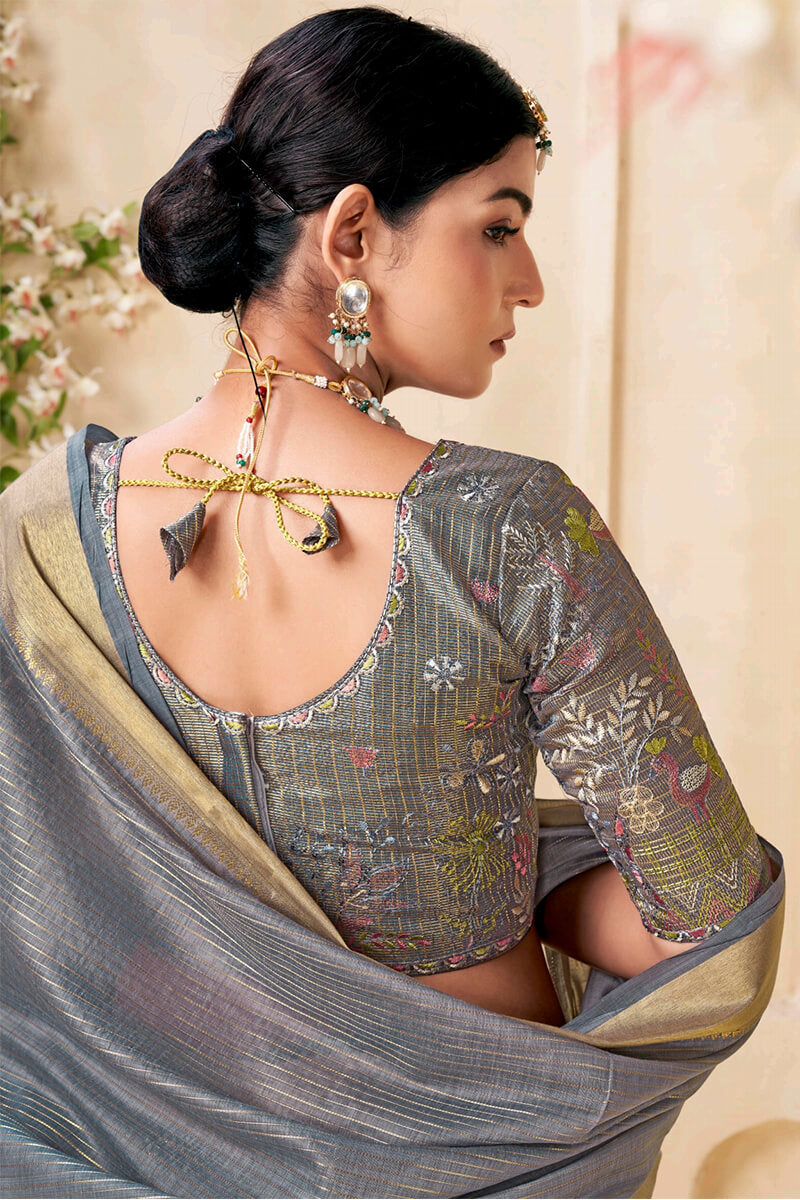 Vestigial Grey Cotton Silk Saree With Delightful Blouse Piece