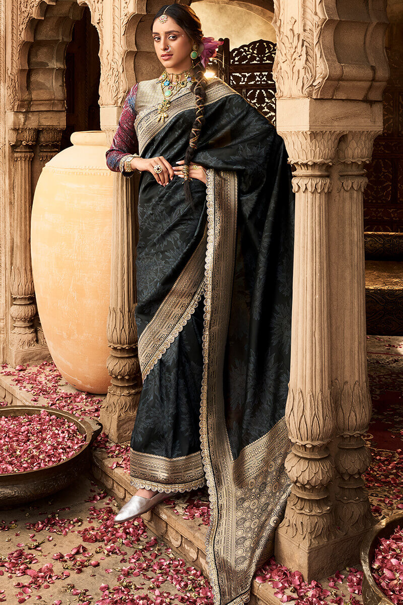 Inspiring Black Soft Banarasi Silk Saree With Refreshing Blouse Piece