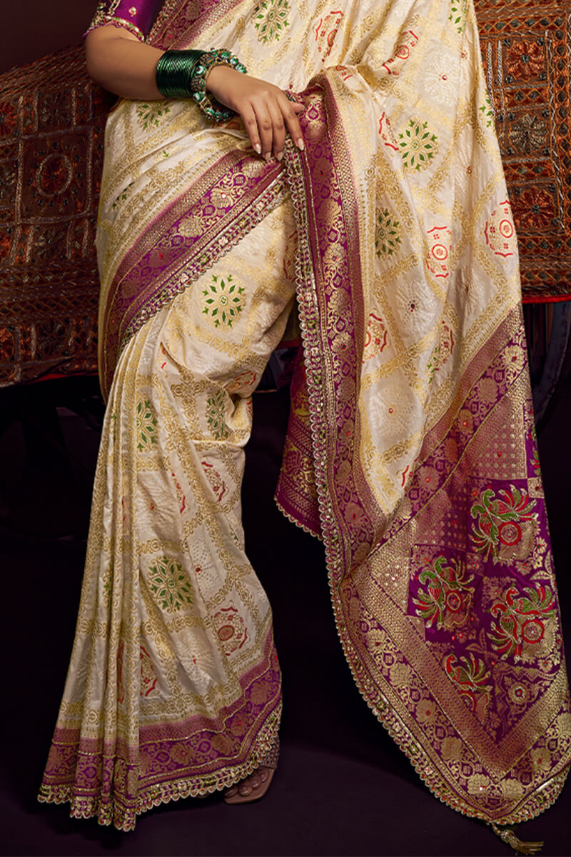 Amiable Beige Pure Viscose Dola Silk Saree With Luxuriant Blouse Piece