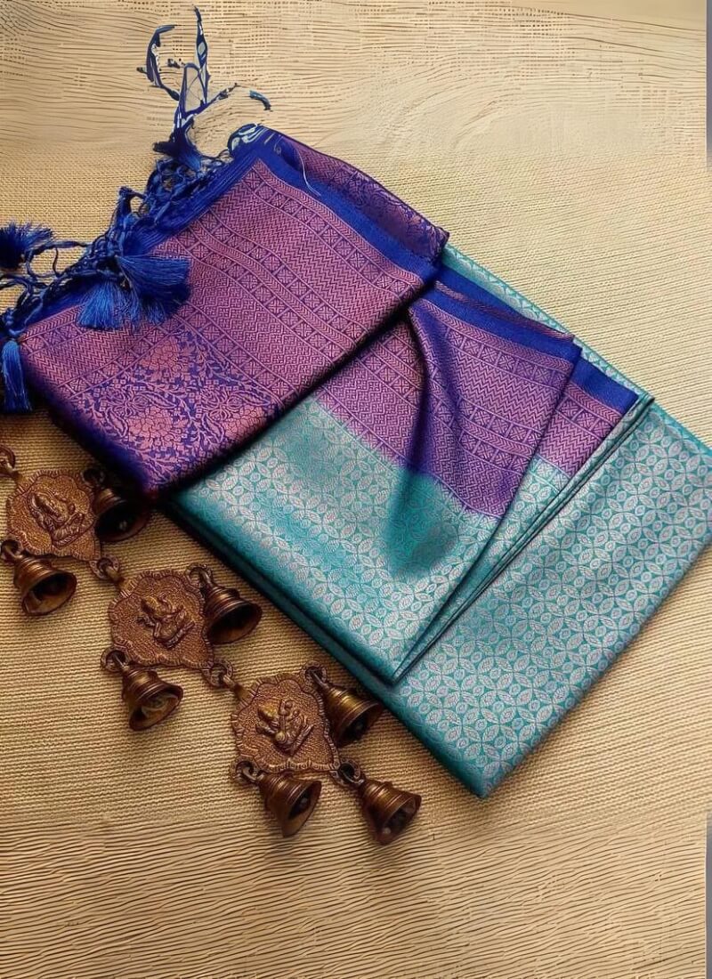 Amazing Firozi Kanjivaram Silk Saree With Elegant Blouse Piece
