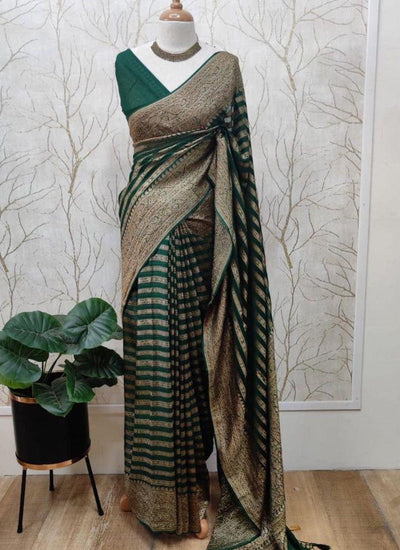 Stylish Dark Green Soft Banarasi Silk Saree With Staring Blouse Piece