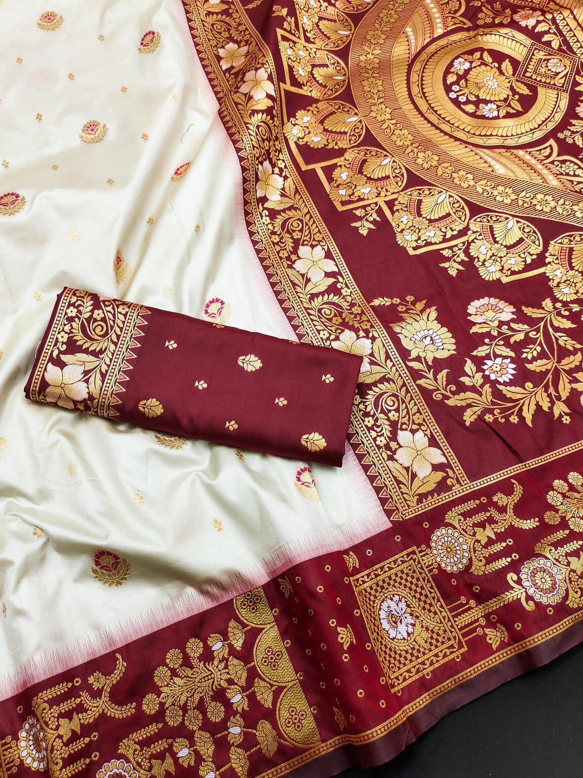 Sumptuous Off White Soft Banarasi Silk Saree With Epiphany Blouse Piece