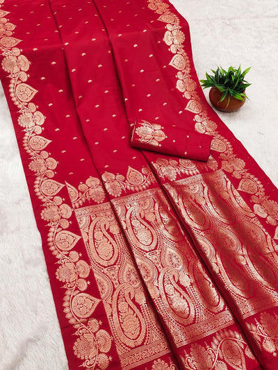 Extraordinary Red Soft Banarasi Silk Saree With Splendiferous Blouse Piece