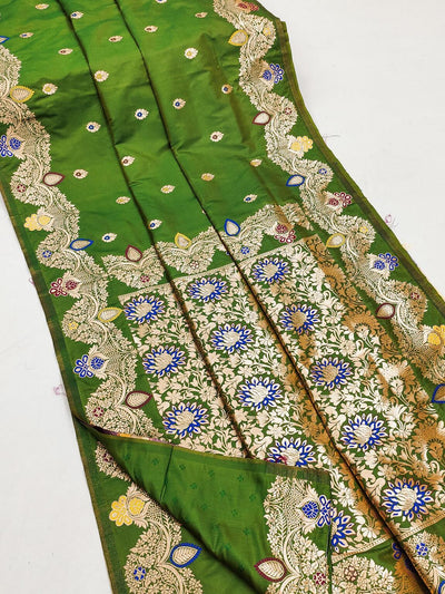 Stylish Green Soft Banarasi Silk Saree With Allure Blouse Piece