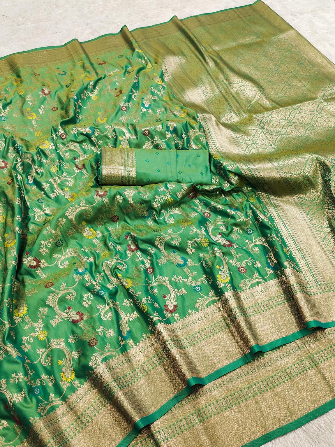 Profuse Green Soft Banarasi Silk Saree With Hypnotic Blouse Piece