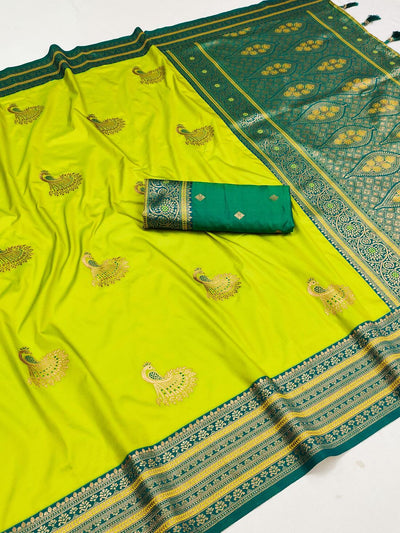 Alluring Parrot Paithani Silk Saree With Blooming Blouse Piece