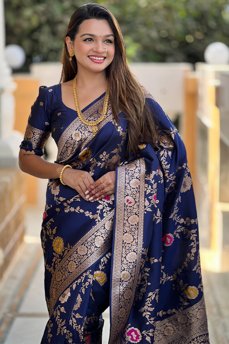 Stunner Navy Blue Soft Banarasi Silk Saree With Comely Blouse Piece