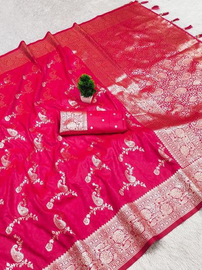 Eclat Dark Pink Soft Banarasi Silk Saree With Enamoring Blouse Piece