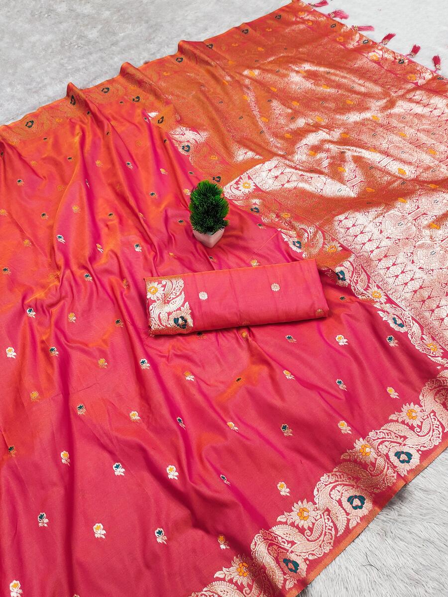 Scintillating Pink Soft Banarasi Silk Saree With Comely Blouse Piece