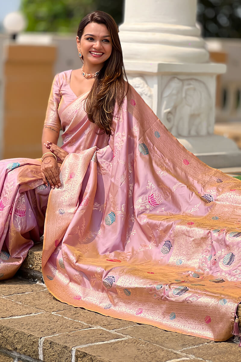 Supernal Levender Soft Banarasi Silk Saree With Effulgent Blouse Piece