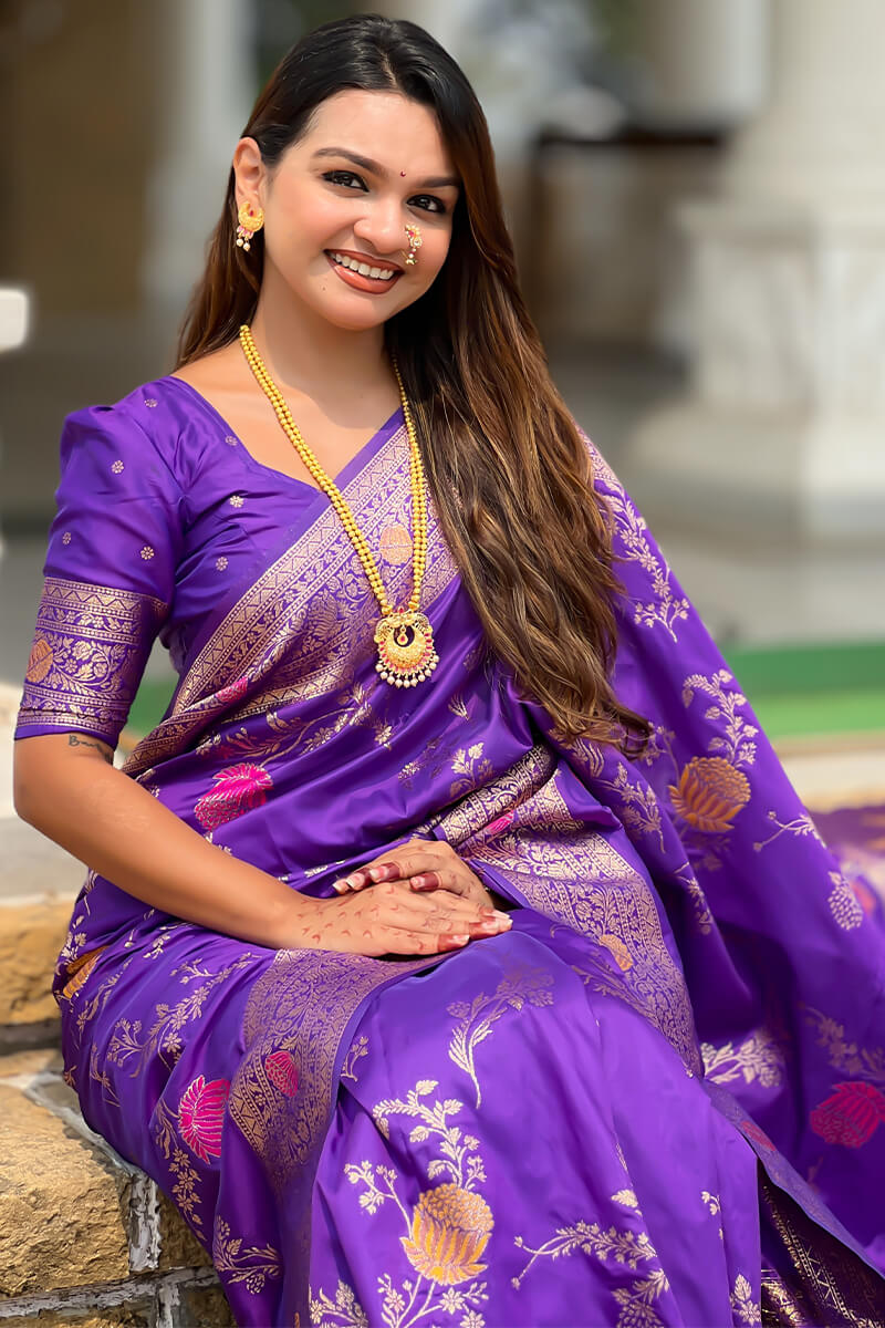 Inimitable Royal Blue Soft Banarasi Silk Saree With Aplomb Blouse Piece