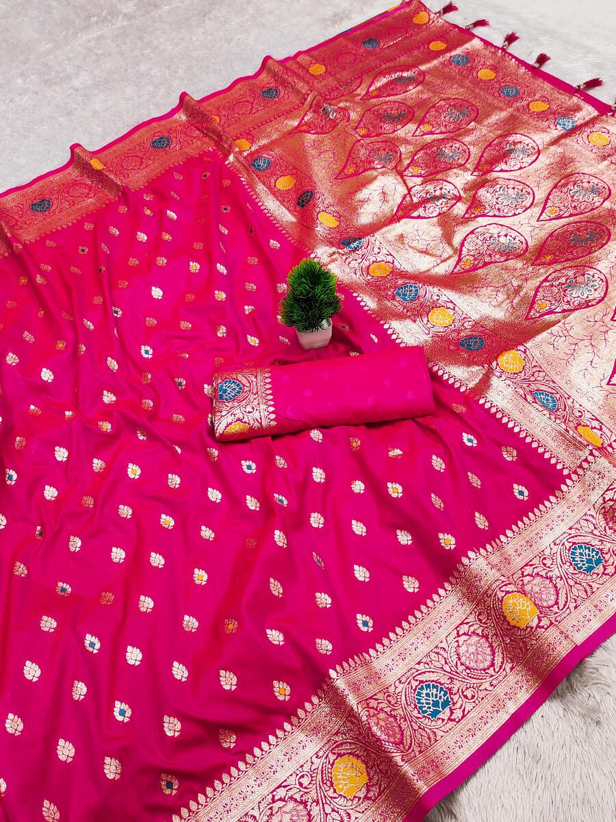 Smashing Dark Pink Soft Banarasi Silk Saree With Eloquence Blouse Piece