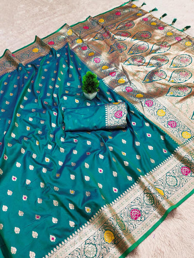 Pulsating Rama Soft Banarasi Silk Saree With Scrupulous Blouse Piece