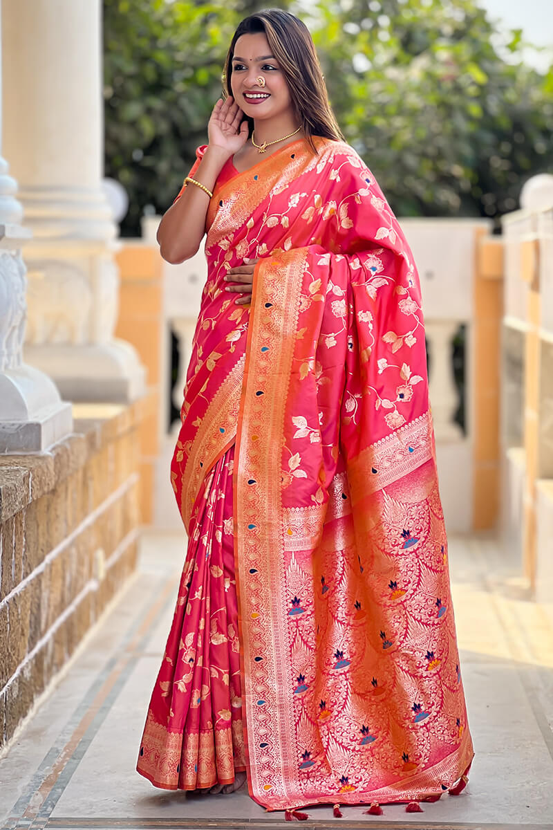 Proficient Pink Soft Banarasi Silk Saree With Beguiling Blouse Piece