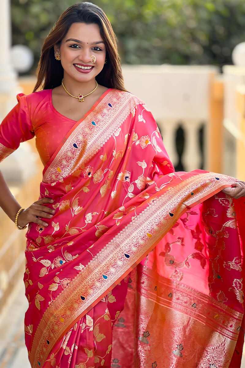 Proficient Pink Soft Banarasi Silk Saree With Beguiling Blouse Piece