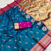Beleaguer Rama Paithani Silk Saree With Conflate Blouse Piece