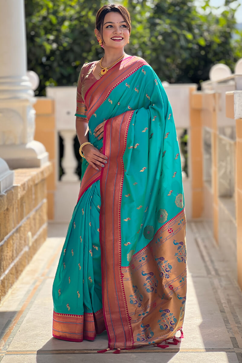 Eloquence Sea Green Paithani Silk Saree With Fugacious Blouse Piece