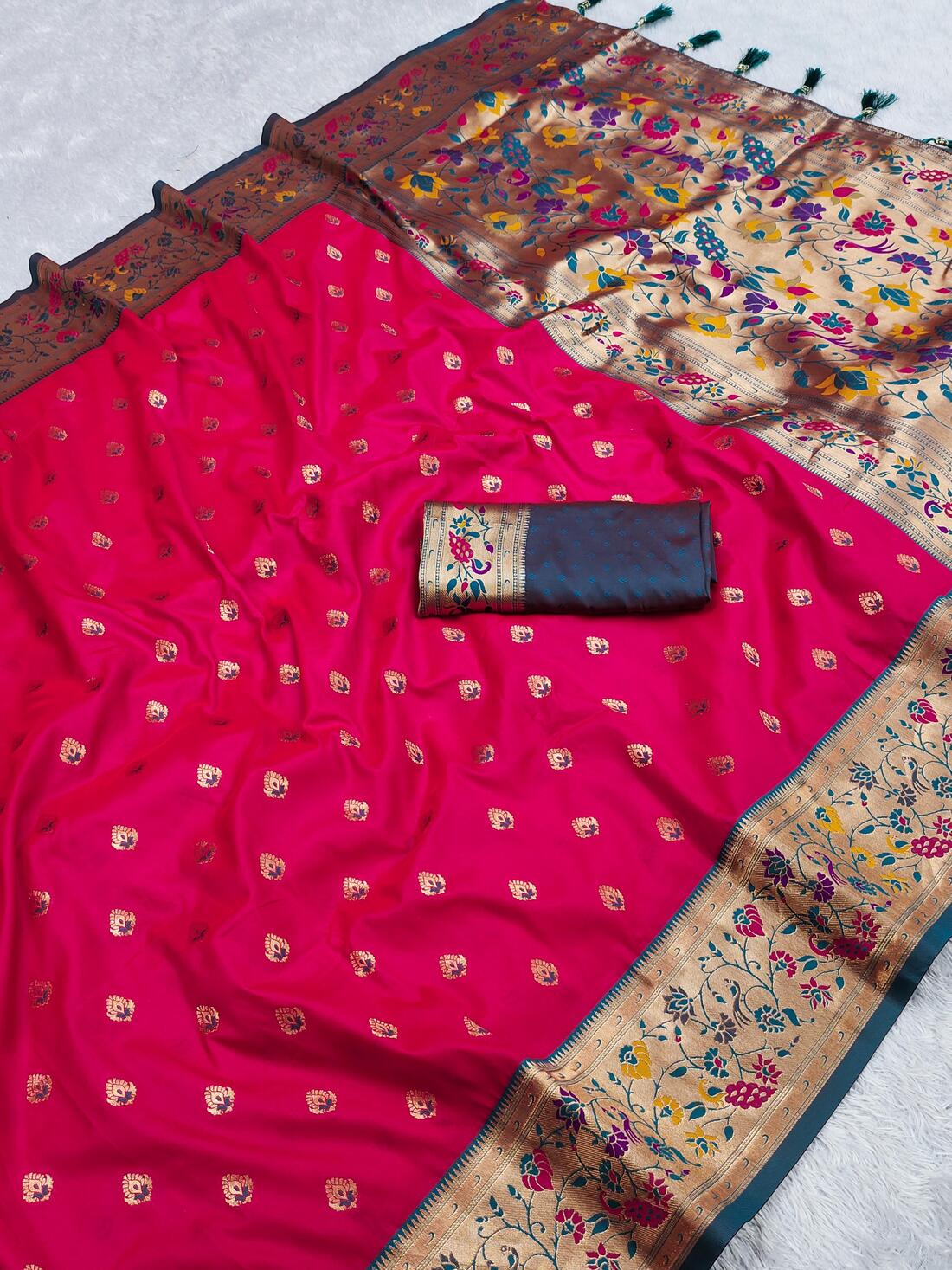 Prodigal Dark Pink Paithani Silk Saree With Vivacious Blouse Piece